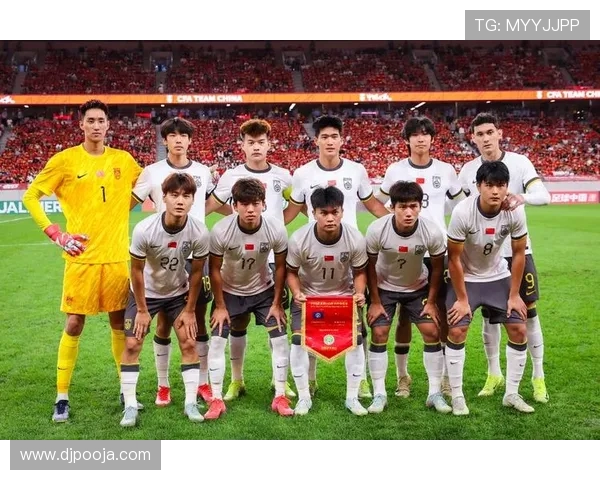 黄潜后卫莫里尼奥坦言曼城实力强劲球队上半场表现欠佳需尽快调整